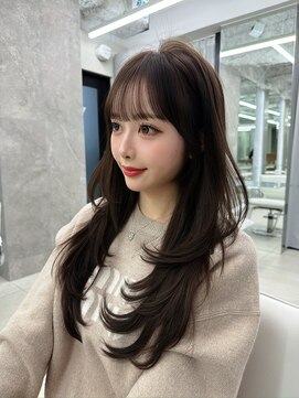 キティー サカエ(kiti SAKAE) グレージュ/レイヤーカット/ハッシュカット/オリーブベージュ/栄