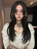 アイヴァン(AIVAN)&nbsp;レイヤーカット・ポイントカラー・顔周りレイヤー　ll