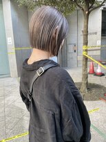 ケンジ 横浜(KENJE)&nbsp;ミルクティーグレージュ/ダブルカラー/切りっぱなしボブ