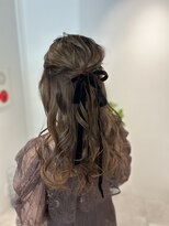 トリッカ 代官山(tricca) ハーフアップ/結婚式/参列ヘア/お呼ばれ/ダウンスタイル/セット