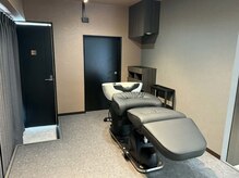 リフト(LIFT)の雰囲気(首が楽なシャンプー台【メンズ/バーバー/シェービング/理容室】)