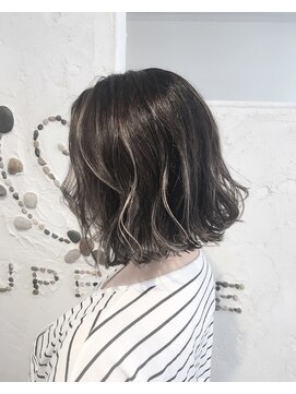 シュパーブ(SUPERBE) 切りっぱなしボブ☆ハイライトカラー