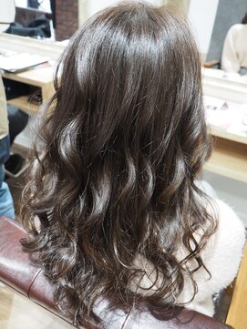 ヘアアンドメイク アクシス(AXIS) ブリーチなし透け感アッシュ