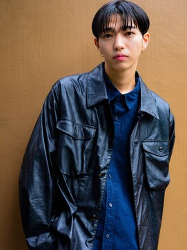 カンナ(Canna) サイドグラデーション×シルバーカラーxスリークショート