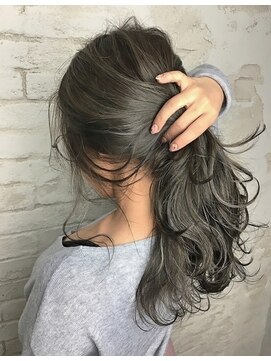 アジールヘア 北千住駅西口店(agir hair) カーキグレージュ ハイライト【北千住】