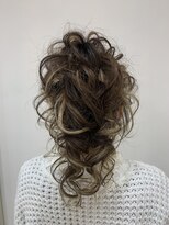 e.m.a プレミアムビューティーサロン 栄駅店(e.m.a PREMIUM BEAUTY SALON)&nbsp;ポニーテール