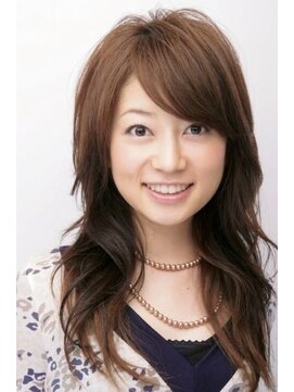 ヘアーイズム(HAIR ISM) ゆるふわフェミニン♪