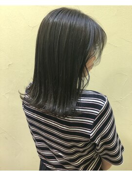 アンジェリカ 近鉄奈良店(ANGELICA) グレー切りっぱなしボブ