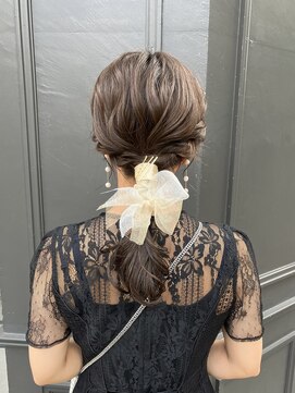 ヘアーアイスカルテット(HAIR ICI QUARTET) ふわふわローポニー