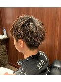 ソフトスパイラルツーブロックショートマッシュ