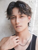 カライングドゥ(ing deux)&nbsp;スーツ短髪ツーブロック束感モテる黒髪シークレットパーマ流行