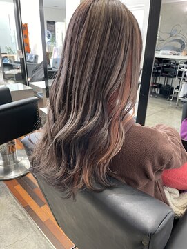 ジイジイ 宇多津店(GIGI) ベージュ×オレンジMIX