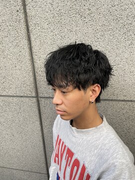 ハイプ(HYPE) センターパート/メンズ/センターパート/ニュアンスパーマ/波巻き