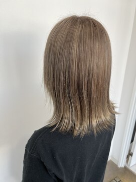 カフネ(KAHUNE) 王道ミルクティーベージュ