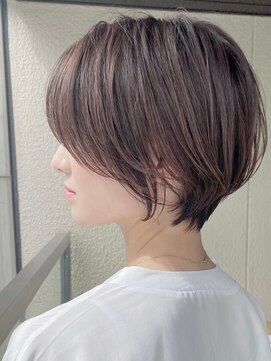 ビュー フクオカ(VIEW FUKUOKA) 大人ショートカットウェットヘアオリーブベージュデザインカラー