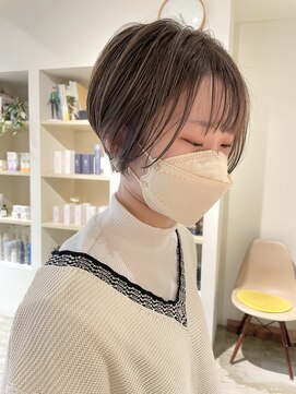 クロップ(CROP) 【CROP】グレージュ×ダブルカラー×ショートヘア