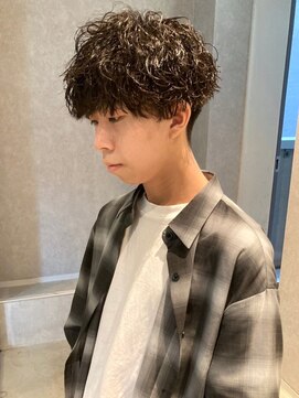 メンズサロン ブロック(Men's Salon bloc) ツイストスパイラル　強めパーマ　束感　マッシュショート