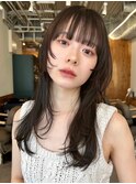 顔周りレイヤーカットくびれヘアミルクティーベージュカラー