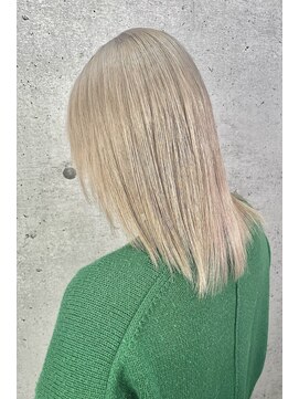 スライバイリアオオサカ(Sly By Ria OSAKA) ミルクティーベージュ/ケアブリーチ/髪質改善【梅田】【大阪】