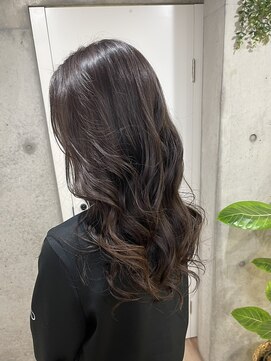 グロウ(GLOW) うる艶ロング