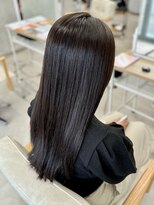 レヴィア(REVIA)&nbsp;ダークブラウンカラーレイヤーカット髪質改善トリートメント