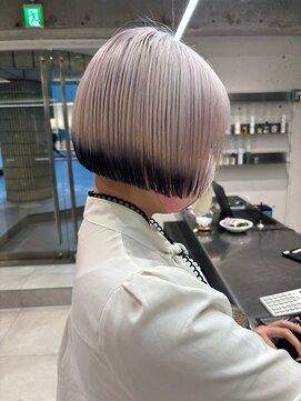 ダブ アオヤマ(DaB AOYAMA) エンドカラー 裾カラー ハイトーンボブ ボブ デザインカラー