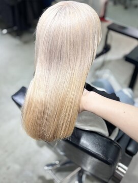 ゲームバイアランスミシー 心斎橋(GAME by Alan Smithee) 【Nagi】ホワイトベージュ/艶髪ハイトーン