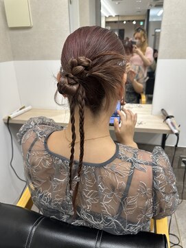 ジゼル 宗像(GiseL) カチモリヘア / タイトヘア / HiROEヘアセット