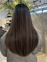 メリー オオサカ(Merly Osaka)&nbsp;ハイライト/似合わせカット