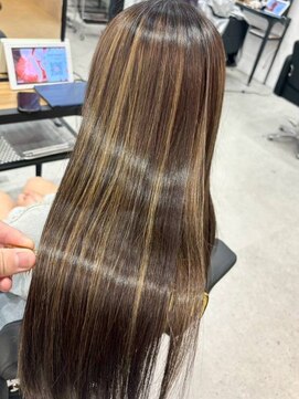 ハーシーバイアポロ 相模大野(HERSHE by apollo) x髪質改善/ホワイトグレージュ/レイヤーカット/チェリーブラウン