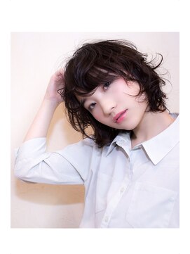 アプラススタイル(A+ STYLE) 「黒髪」×「フェザーパーマ」