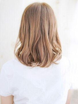 ナル 白山神社参道通り店(nalu) 厚め前髪のゆるミックスカール