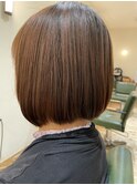 ショートボブ