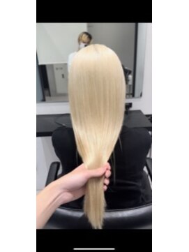 ペレ 栄店(PELE) ホワイトブロンド☆