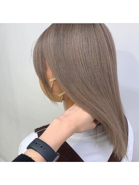 ランド 池袋(LAND) ハイトーン　ミルクティーベージュ　透明感