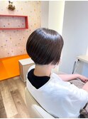 刈り上げショートボブスタイル