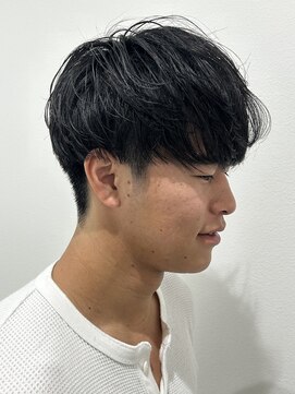 ヒュイル バイ ニアウ(Hwyl by Niau) メンズマッシュツーブロックスパイラルパーマニュアンスパーマ