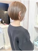 福山市美容師求人募集中襟足スッキリ丸みボブ透明感ベージュ