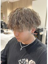 レボ 片町店(Revo)&nbsp;金メッシュ×ツイストスパイラル