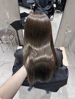 エラ(ere)&nbsp;透明感カラー　アッシュベージュ　オリーブグレージュ　艶髪