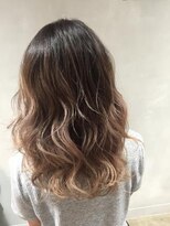 ジーナ(XENA) ミルクティーグラデーション