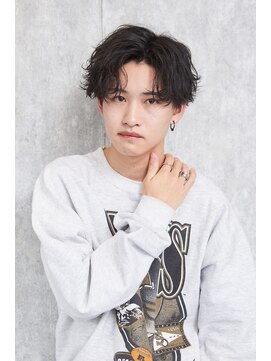 メンズサロンドットリアン(dot. lien) 【men’s salon dot. Tokyo】波打ちセンターパート