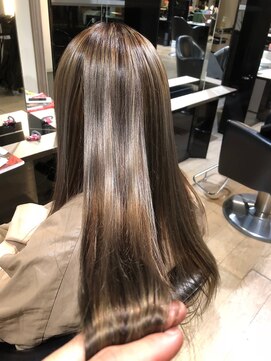 ミスエッセンス(MISS ESSENCE) 自分史上最高の髪質へ/ミスエッセンス山田