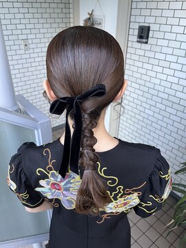 フェリーチェ(Felice) タイトポニー タイトヘア 編みおろし タイトアレンジ 参列ヘア