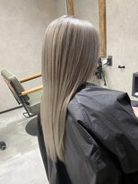 サニー 渋谷(SUNNY)&nbsp;バレイヤージュ、ハイライト、レイヤーロング、グレーベージュ