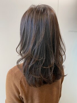 クィーンズガーデンバイケーツーギンザ(QUEEN’S GARDEN by K two GINZA) シルクレイヤーカット*ミディアムレイヤー*30代40代50代対応