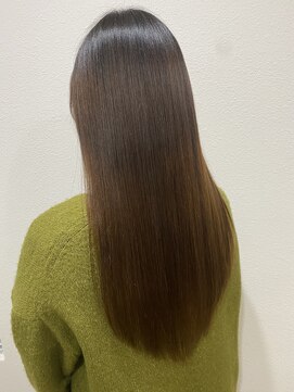 シャンティ(Shanti) 縮毛矯正専門店による縮毛矯正&髪質改善トリートメント