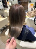 透明感ハイライトカラーケアブリーチ