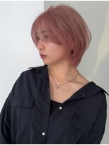 ファムエリア(FEMME AREA) ピンクベージュ　ショート　ダブルカラー　ブリーチ