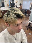 アップバング刈り上げマッシュ